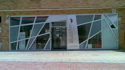 TRAZZOS PELUQUERÍA & ESTÉTICA