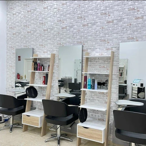 SALON DE BELLEZA NIEVES
