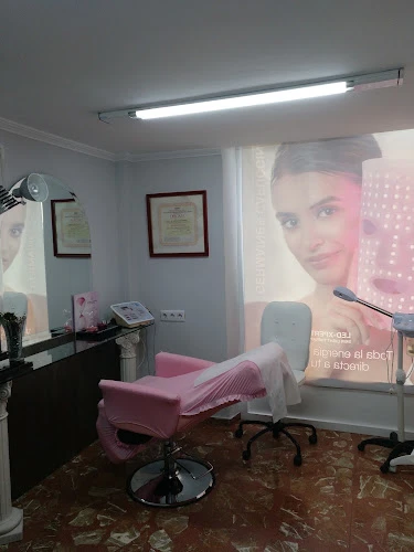 Salón de Belleza María Carmen Valero
