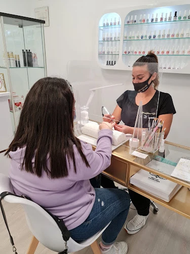 VaDestètic Salón de Belleza