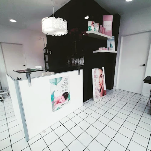 Look esthetic centro de estética en Gavá aparatología y bienestar