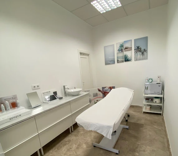 Thais Centro de Estética y Bronceado