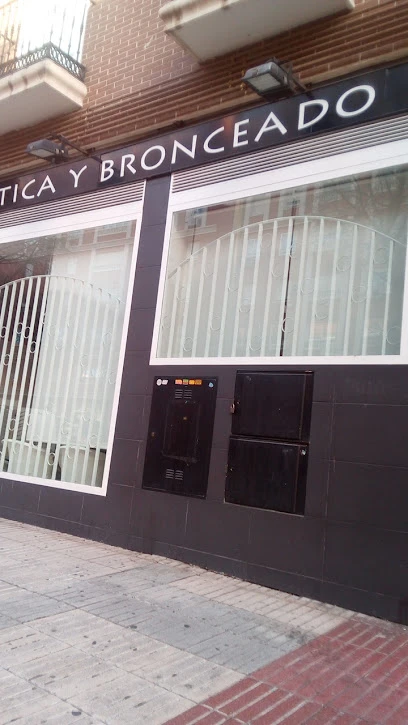 Peluquería y Estética Coral